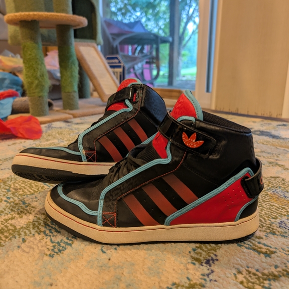 Adidas 2000s High-Top Sneakers - Black and Coral/Red - Picture 7 of 9